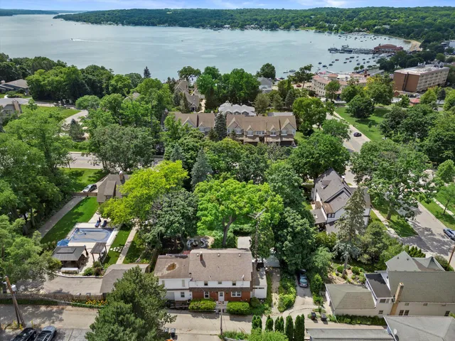 $846,400 | 415 South Lake Shore Drive, Fontana, WI 53125