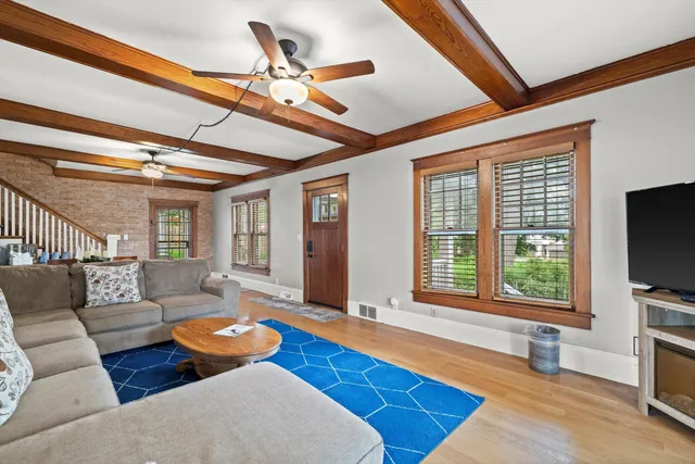 $846,400 | 415 South Lake Shore Drive, Fontana, WI 53125