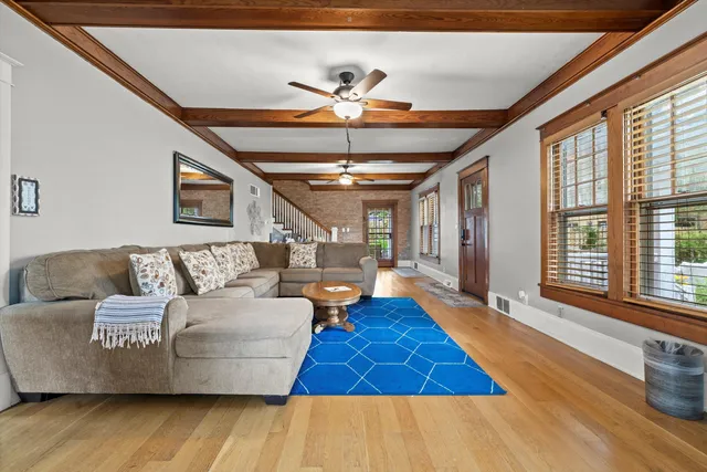 $846,400 | 415 South Lake Shore Drive, Fontana, WI 53125