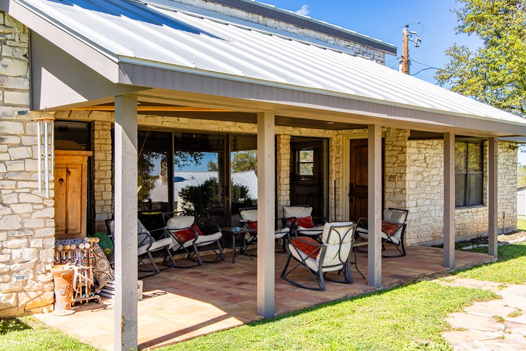 190 Other Boerne, TX 78006 - Photo 8 of 40