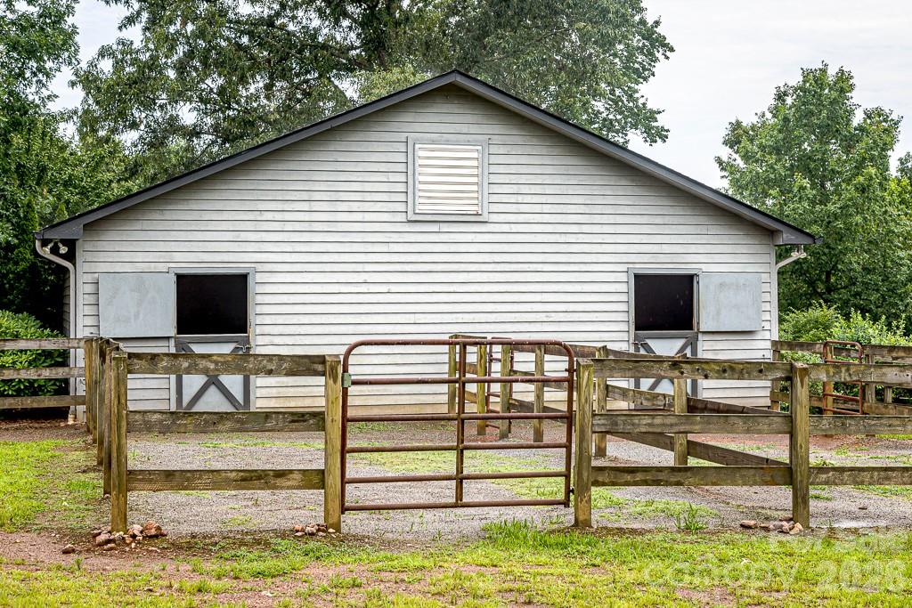711 Meadow Crest Road Tryon, NC 28782 - Photo 33 of 43
