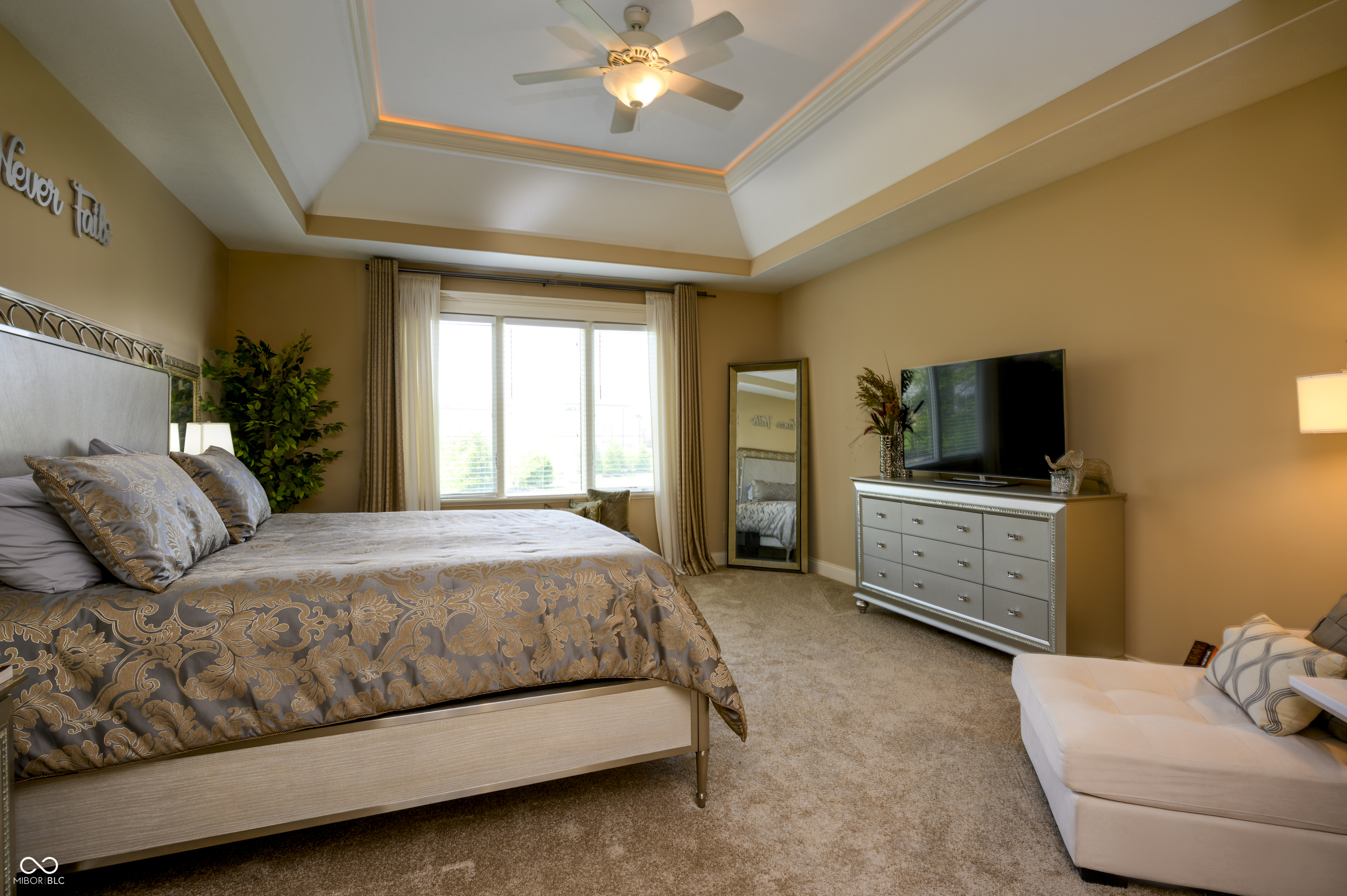 10138 Backstretch Row Fishers, IN 46040 - Photo 21 of 48