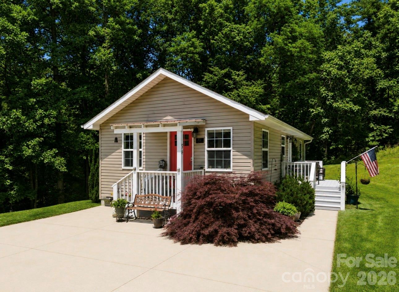 54 Thad Johnson Road Saluda, NC 28773 - Photo 3 of 46 Gallery Image 3