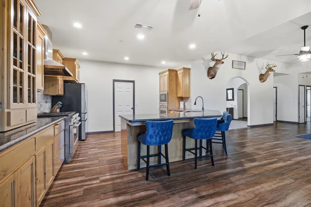 $849,900 | 36685 Avenue 15, Madera, CA 93636