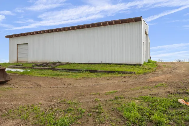 $849,900 | 36685 Avenue 15, Madera, CA 93636