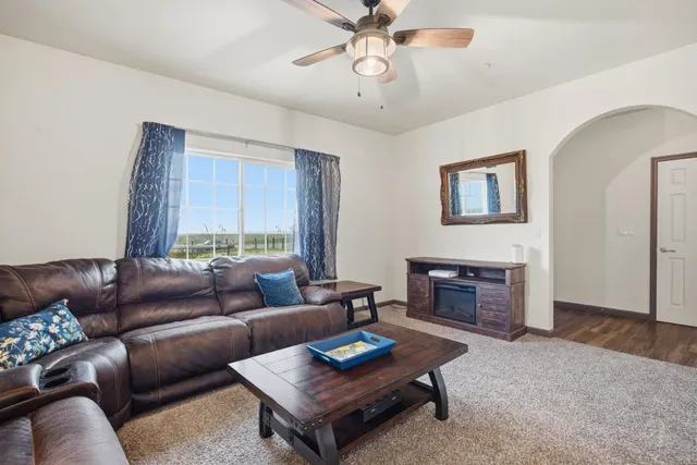 $849,900 | 36685 Avenue 15, Madera, CA 93636