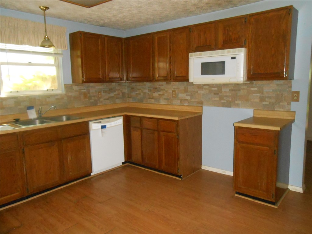 5778 Waynegate Road Huber Heights, OH 45424 - Photo 22 of 38