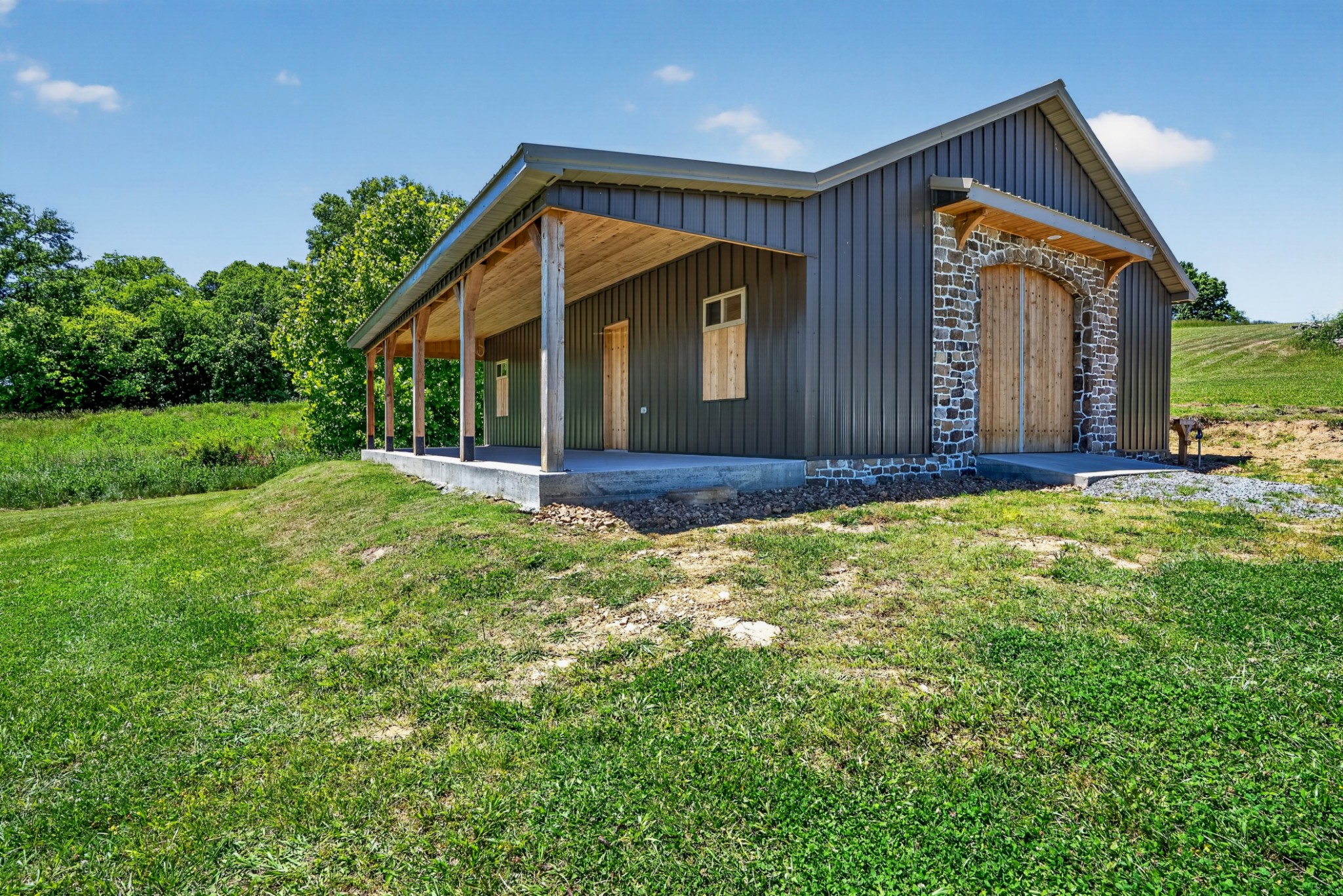 404 Lakeview Road Gallatin, TN 37066 - Photo 12 of 24