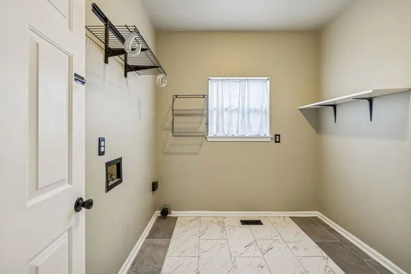 $469,000 | 7701 Poplar Ridge Drive, Nashville, TN 37221