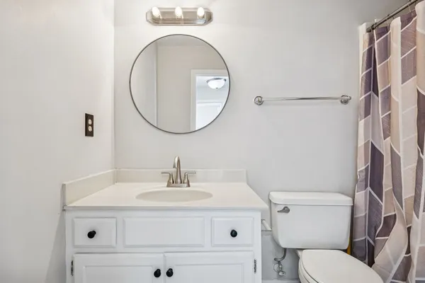 $469,000 | 7701 Poplar Ridge Drive, Nashville, TN 37221
