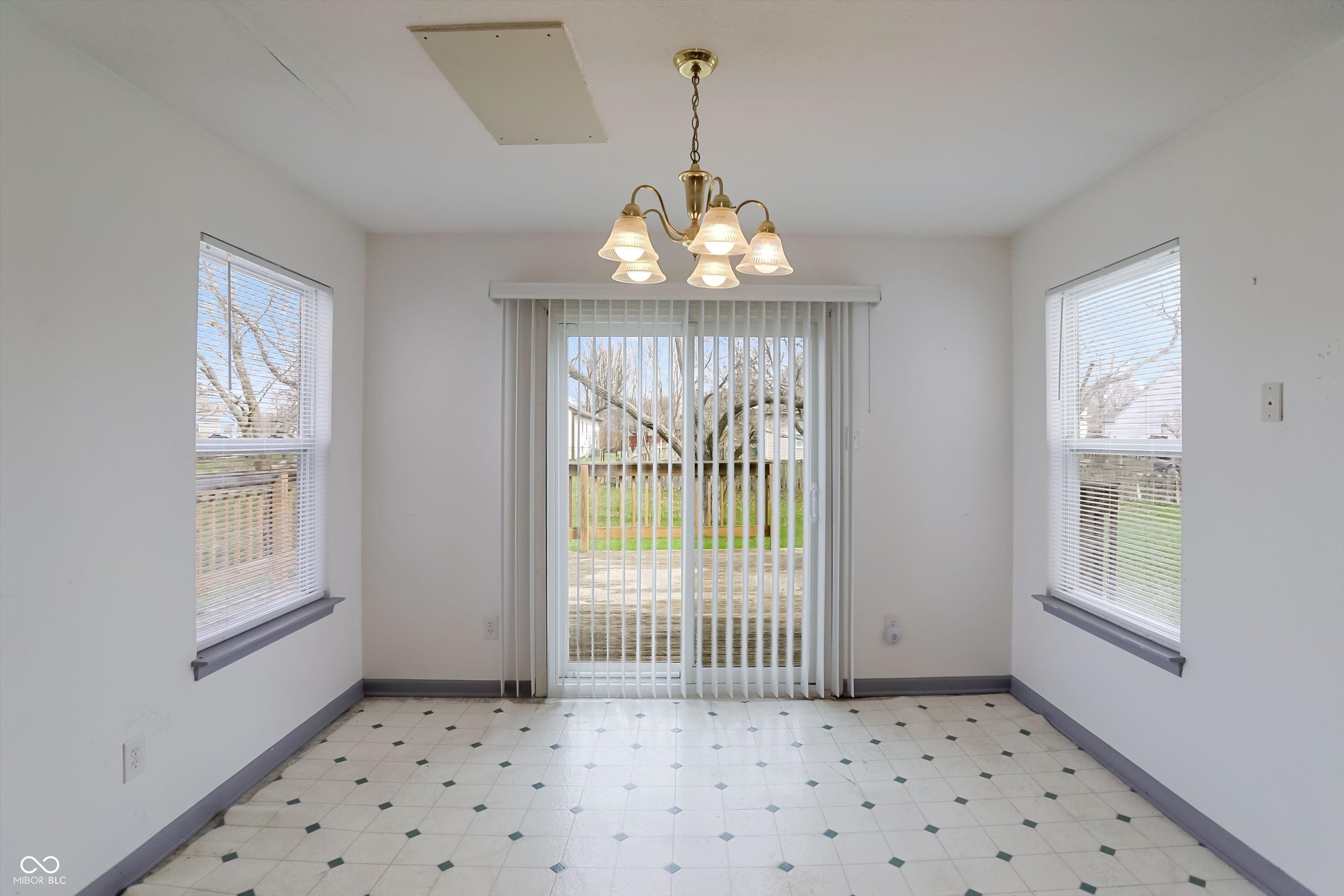 470 Tracy Lane Brownsburg, IN 46112 - Photo 8 of 35