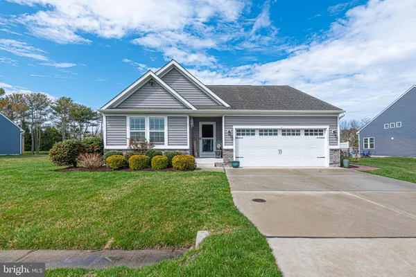 $600,000 | 33186 Ogre Drive, Ocean View, DE 19970