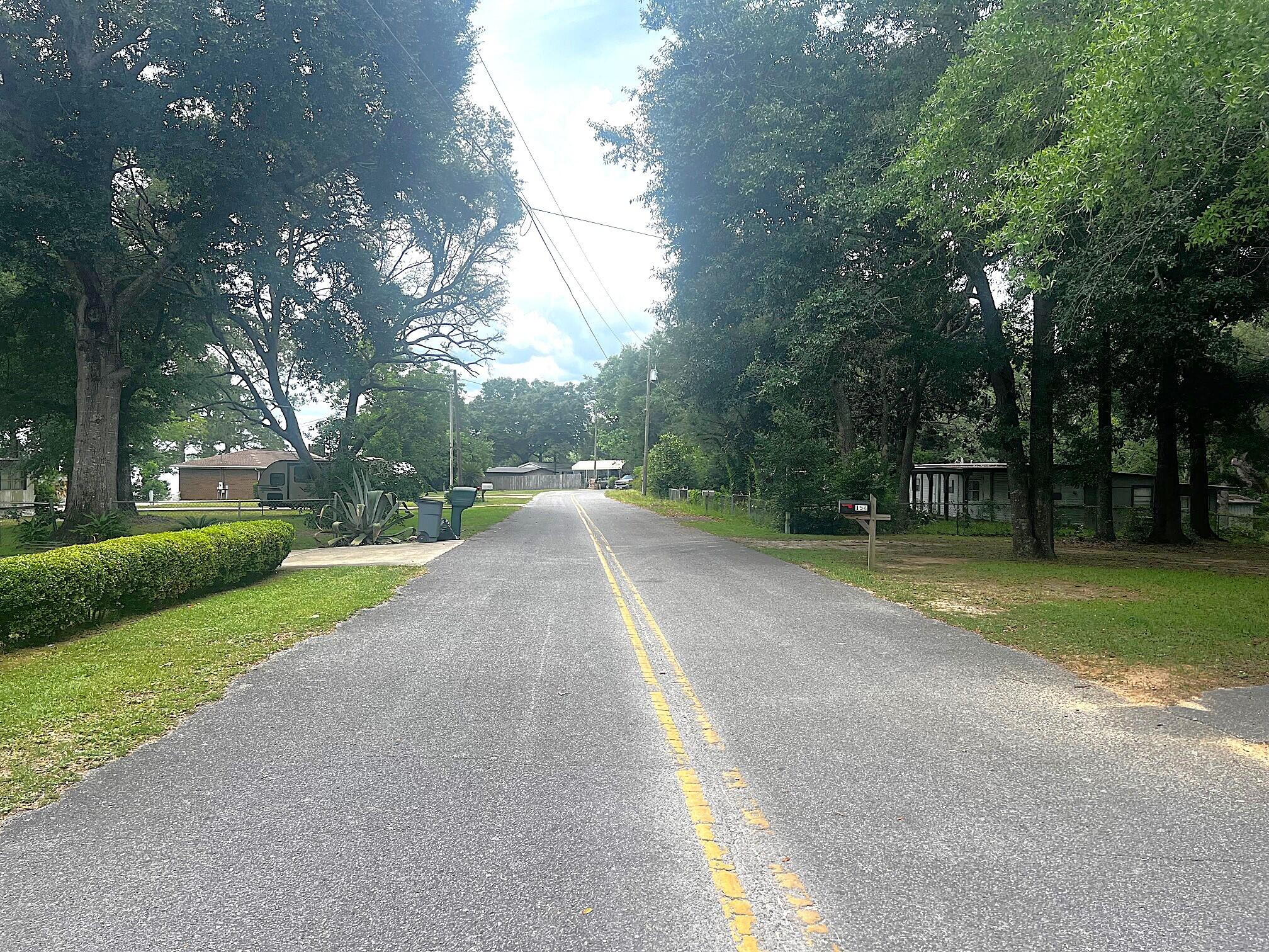 141 Red Eye Road DeFuniak Springs, FL 32433 - Photo 27 of 35 IMG_2795