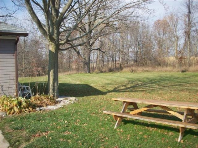 10025 Belding Road Northeast, Unit B Rockford, MI 49341 - Photo 2 of 4 2
