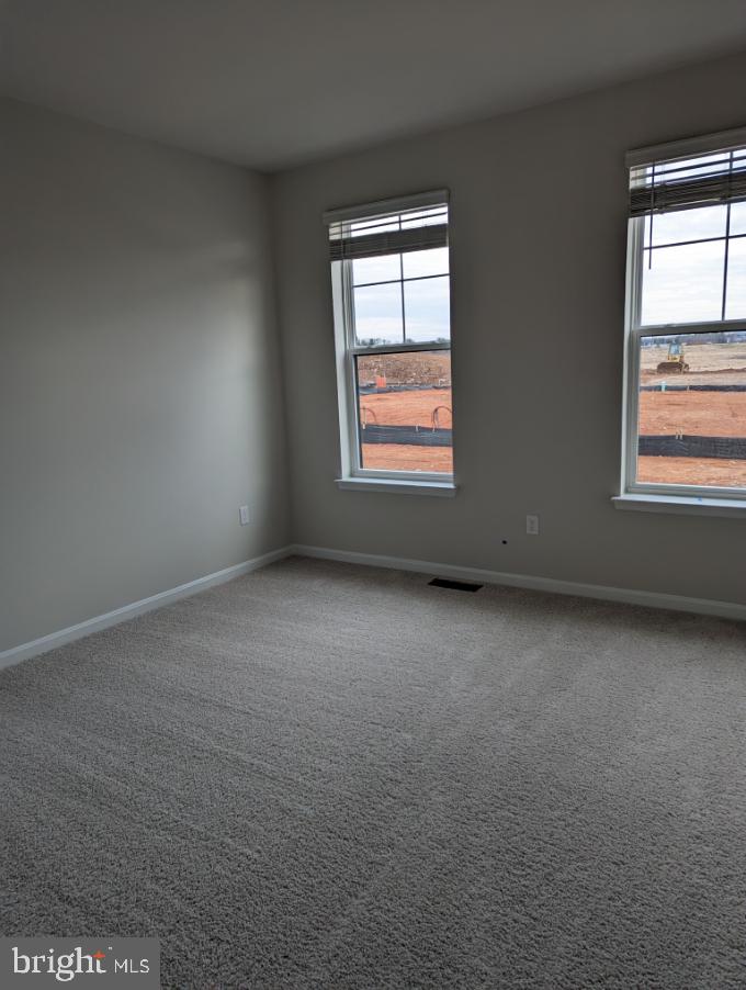 469 Hanson Street Frederick, MD 21701 - Photo 7 of 16 an empty room with a window