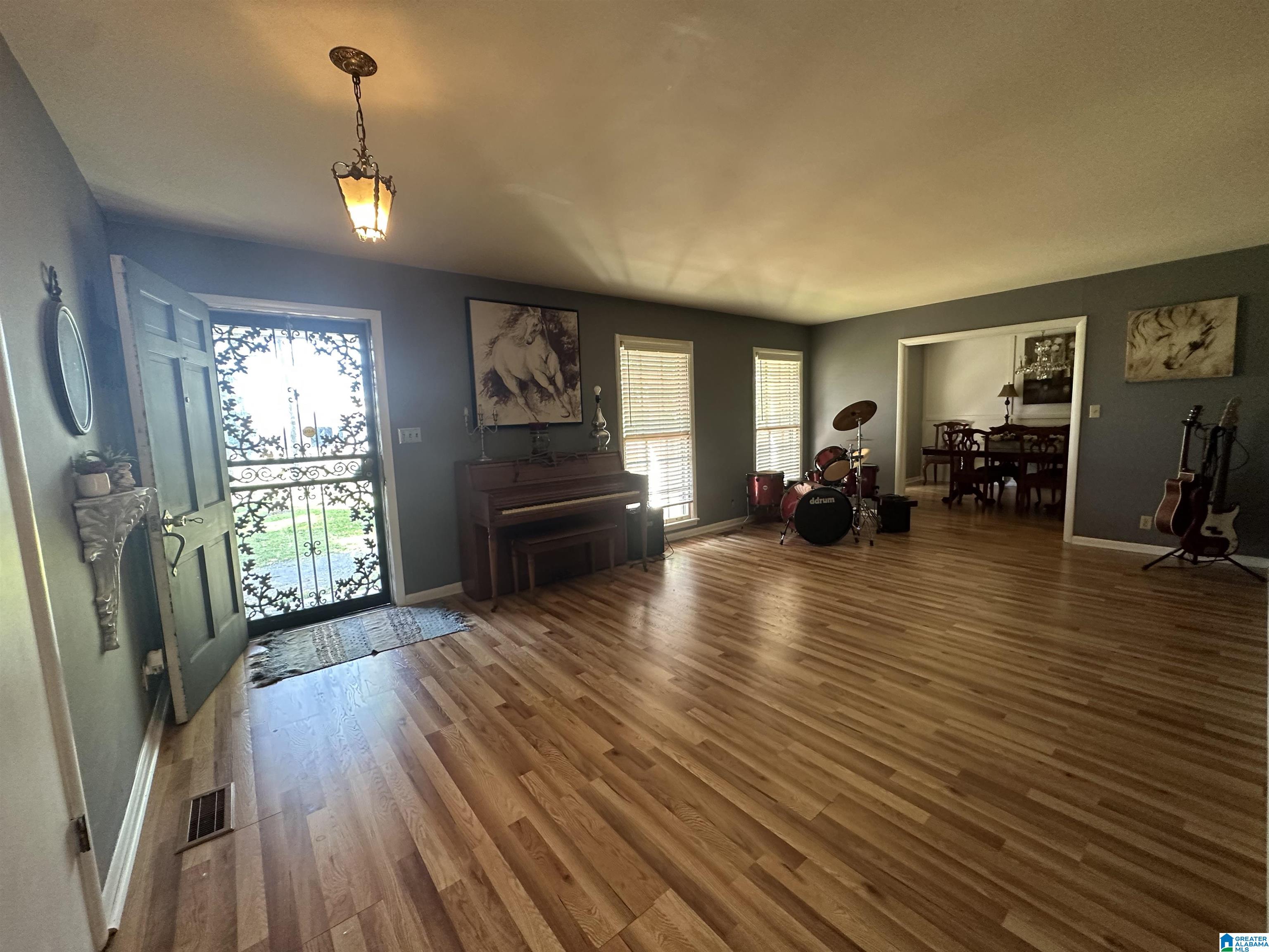 255 Lower Bon Air Road Sylacauga, AL 35150 - Photo 5 of 44