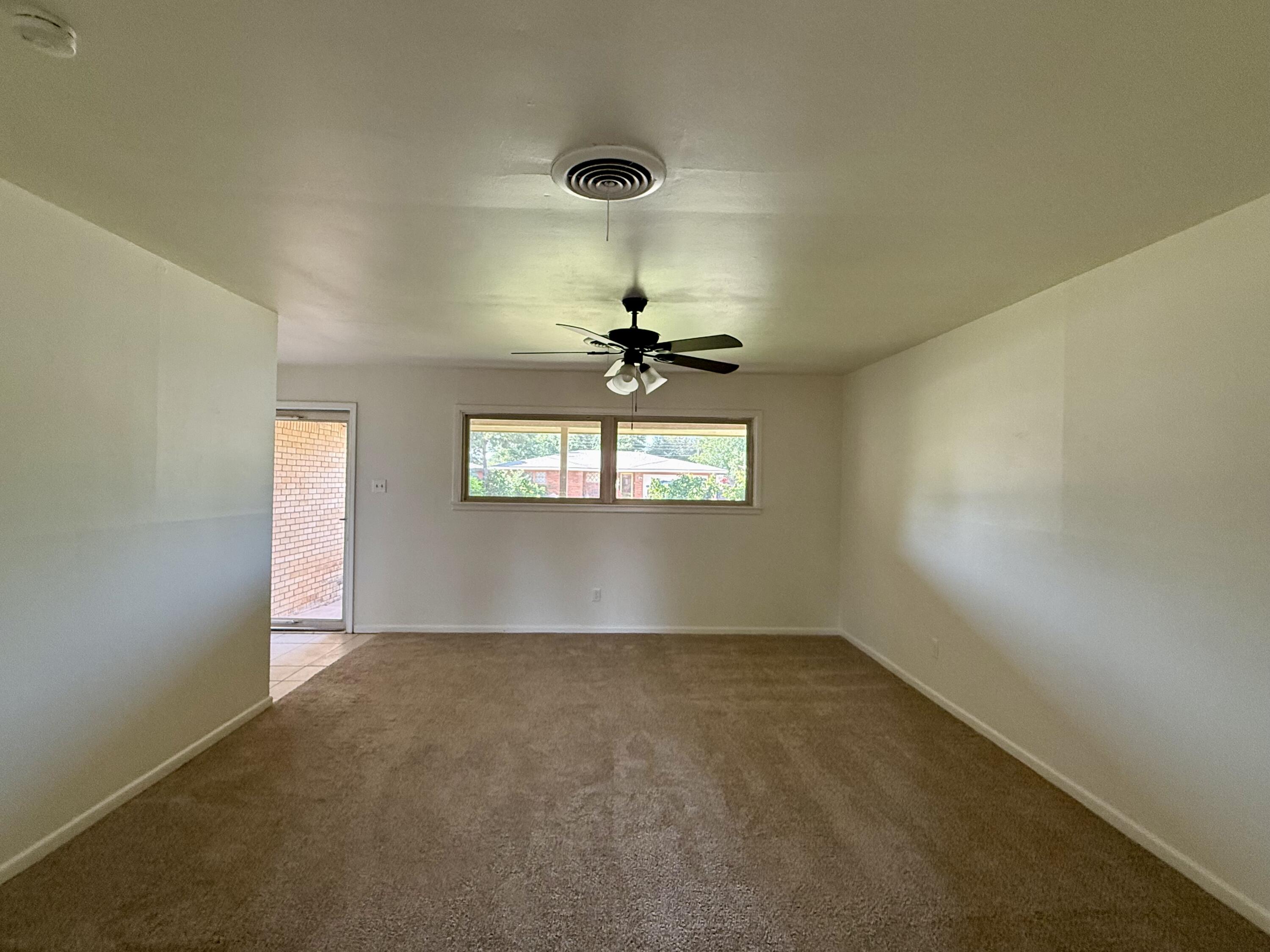 4916 15th Street Lubbock, TX 79416 - Photo 5 of 5 IMG_7698
