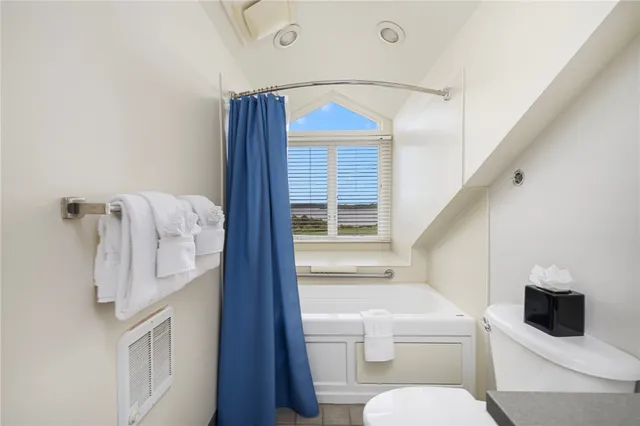 $4,900 | 65 Ridge Road, Unit T11/W38, Newport, RI 02840