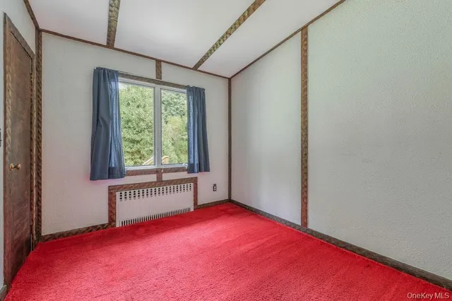 $675,000 | 30 Center Drive, Riverhead, NY 11901