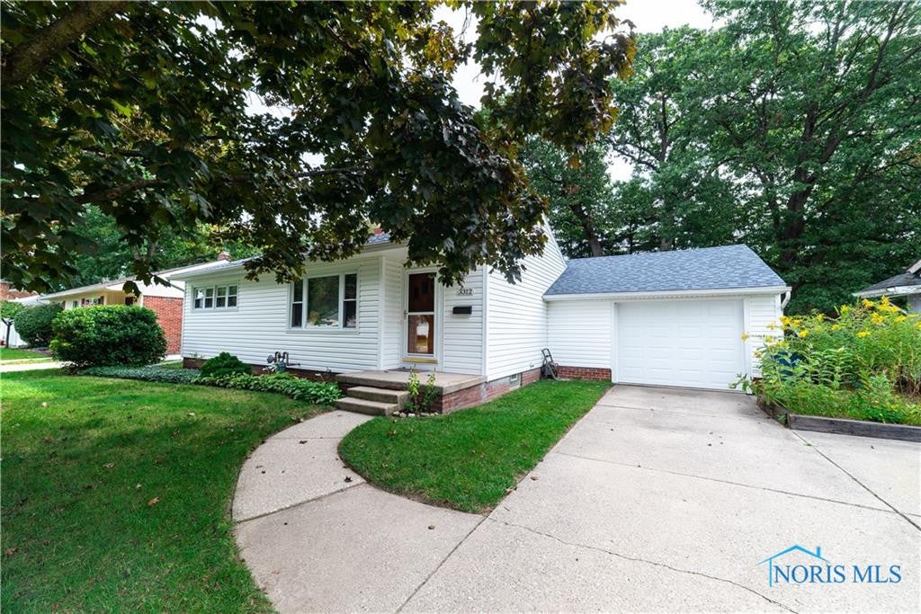 3312 Waldmar Road Toledo, OH 43615 - Photo 3 of 17 Gallery Image 3