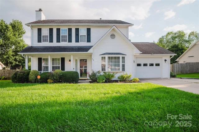 $475,000 | 920 Woodhill Drive, Fletcher, NC 28732