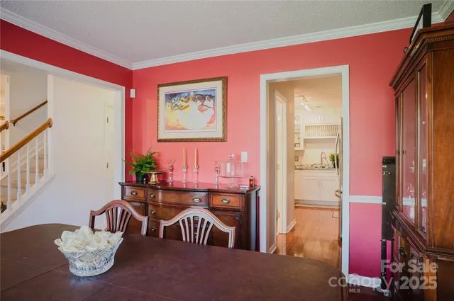 $475,000 | 920 Woodhill Drive, Fletcher, NC 28732