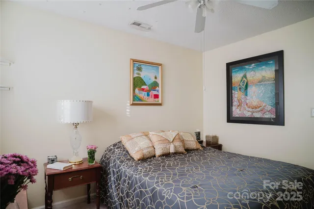 $475,000 | 920 Woodhill Drive, Fletcher, NC 28732