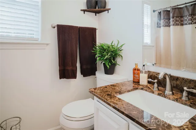 $475,000 | 920 Woodhill Drive, Fletcher, NC 28732