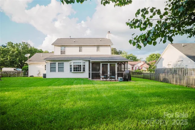 $475,000 | 920 Woodhill Drive, Fletcher, NC 28732