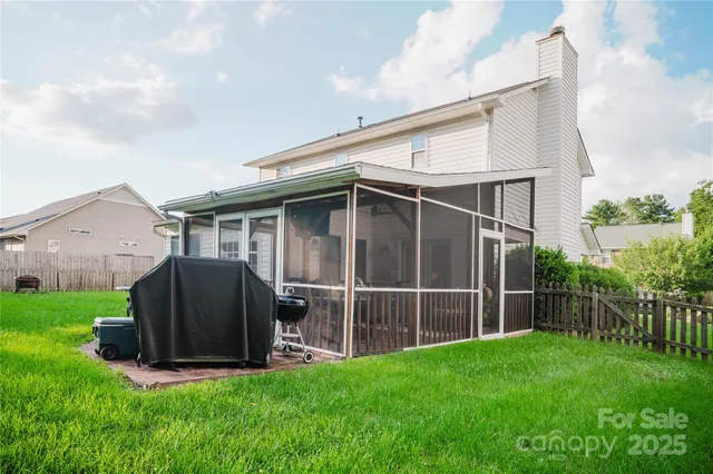 $475,000 | 920 Woodhill Drive, Fletcher, NC 28732