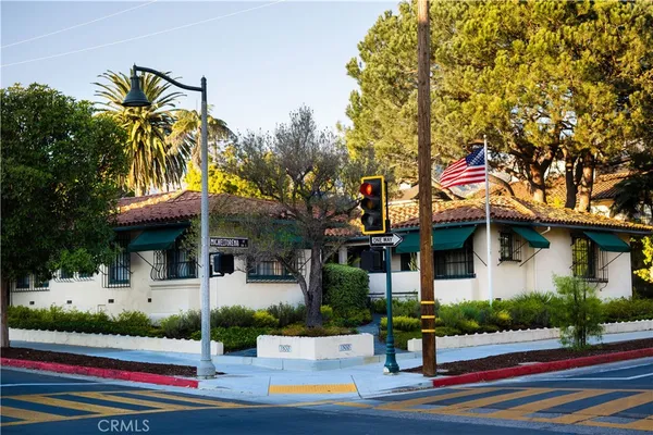 $2,595,000 | 103 East Micheltorena Street, Santa Barbara, CA 93101