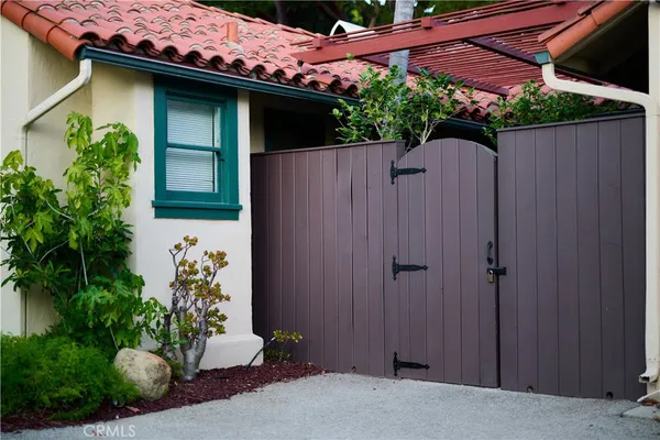 $2,595,000 | 103 East Micheltorena Street, Santa Barbara, CA 93101