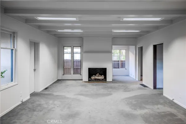 $2,595,000 | 103 East Micheltorena Street, Santa Barbara, CA 93101