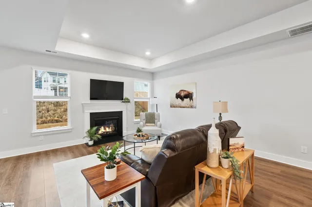 $414,900 | 424 Granbury Drive, Duncan, SC 29334