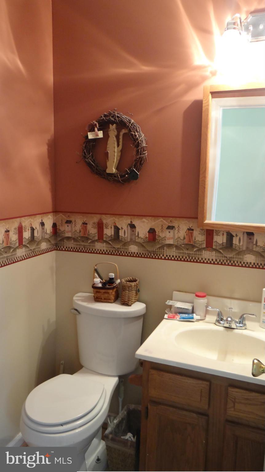 45 Buck Road Stafford, VA 22556 - Photo 15 of 30 Main level Half Bath