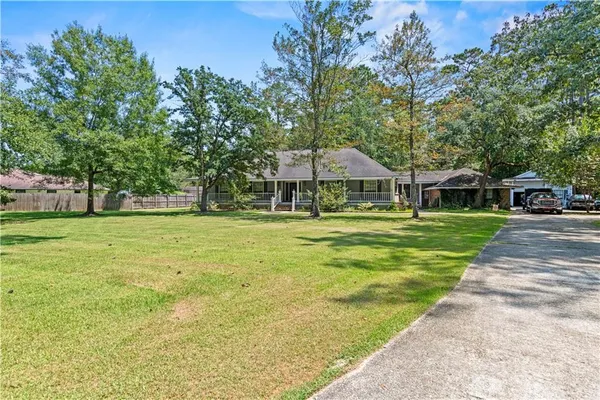 $365,000 | 926 Morgan Bluff Road, Pearl River, LA 70452