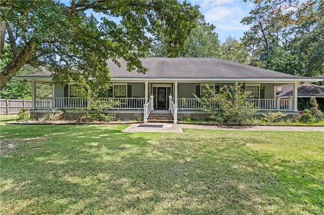 $365,000 | 926 Morgan Bluff Road, Pearl River, LA 70452