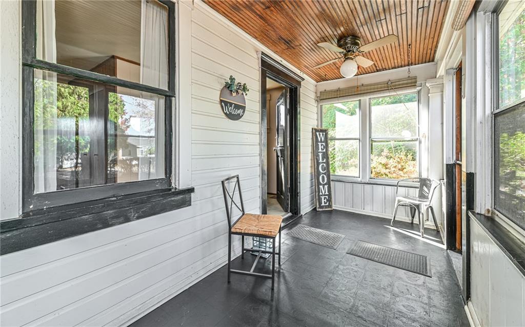 2612 Elgro Road Gibsonia, PA 15044 - Photo 2 of 25 Gallery Image 2