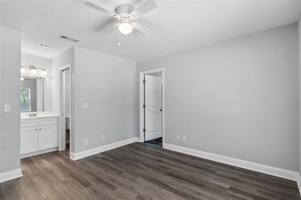 2317 Wooten Road Dover, FL 33527 - Photo 24 of 40 Gallery Image 24