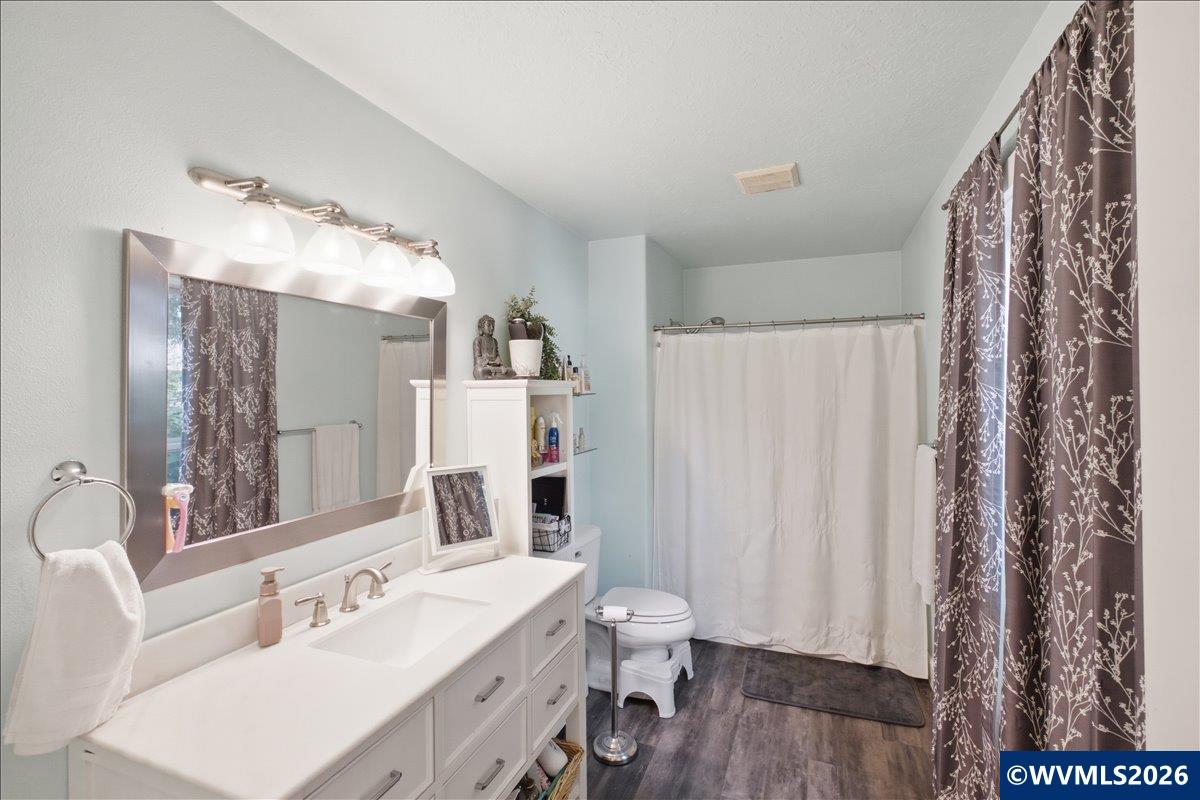 2448 Northwest Violet Avenue Albany, OR 97321 - Photo 16 of 46