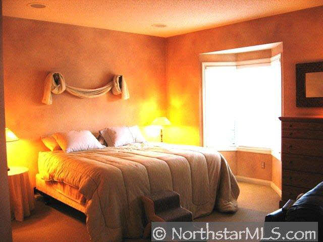 100 Coventry Lane Edina, MN 55435 - Photo 8 of 10