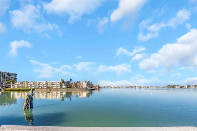 $973,900 | 1445 Corey Way South, South Pasadena, FL 33707