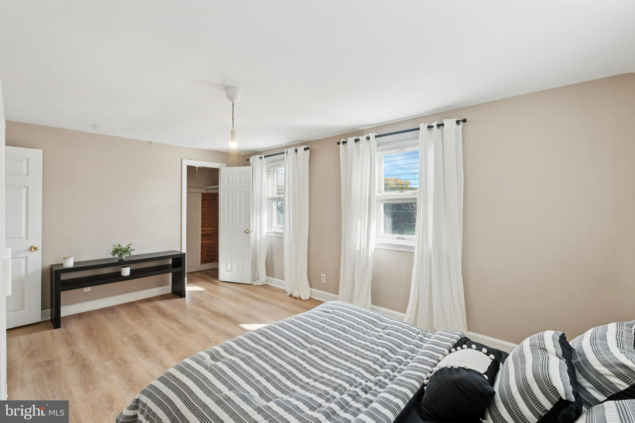 614 Wises Mill Road Philadelphia, PA 19128 - Photo 23 of 42