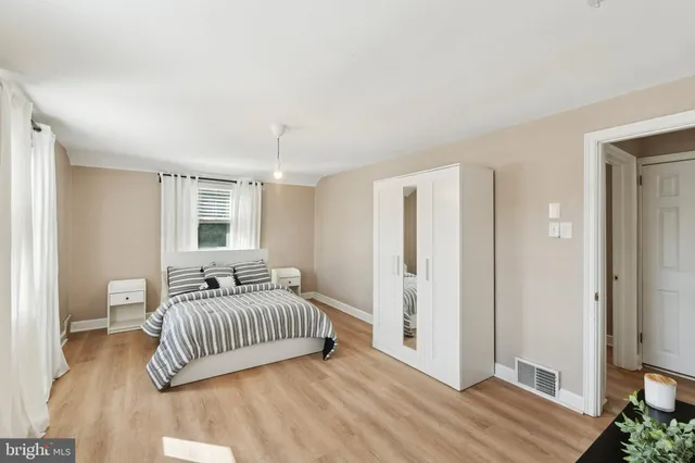 $2,350 | 614 Wises Mill Road, Philadelphia, PA 19128