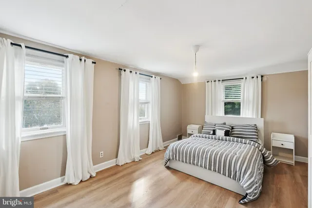 $2,350 | 614 Wises Mill Road, Philadelphia, PA 19128