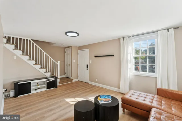 $2,350 | 614 Wises Mill Road, Philadelphia, PA 19128