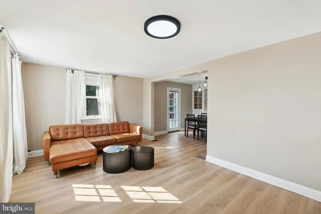 $2,350 | 614 Wises Mill Road, Philadelphia, PA 19128