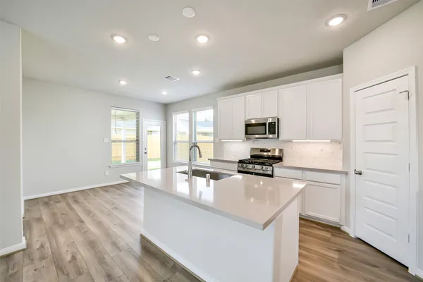 $369,990 | 4207 Sternside Lane, Houston, TX 77053