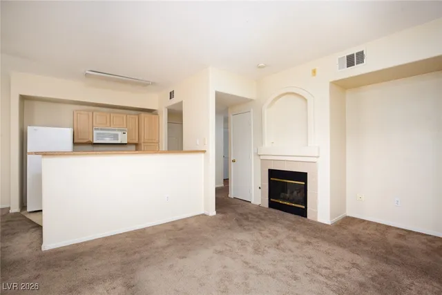 $1,150 | 8250 North Grand Canyon Drive, Unit 2020, Las Vegas, NV 89166