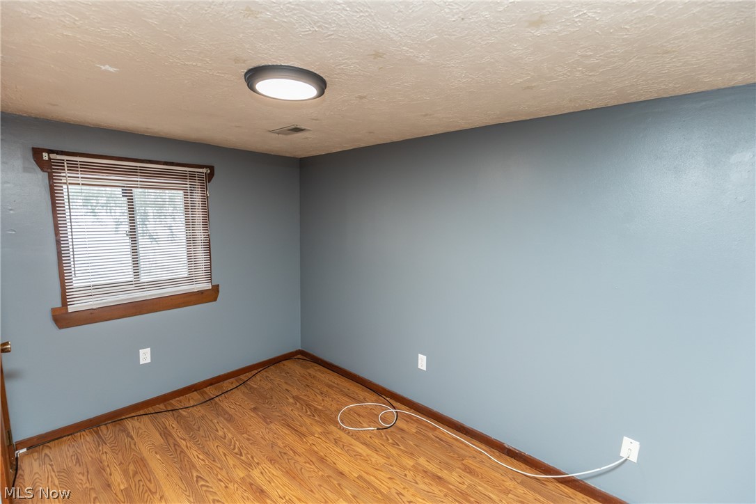 6499 Neff Road Valley City, OH 44280 - Photo 18 of 35 Gallery Image 18